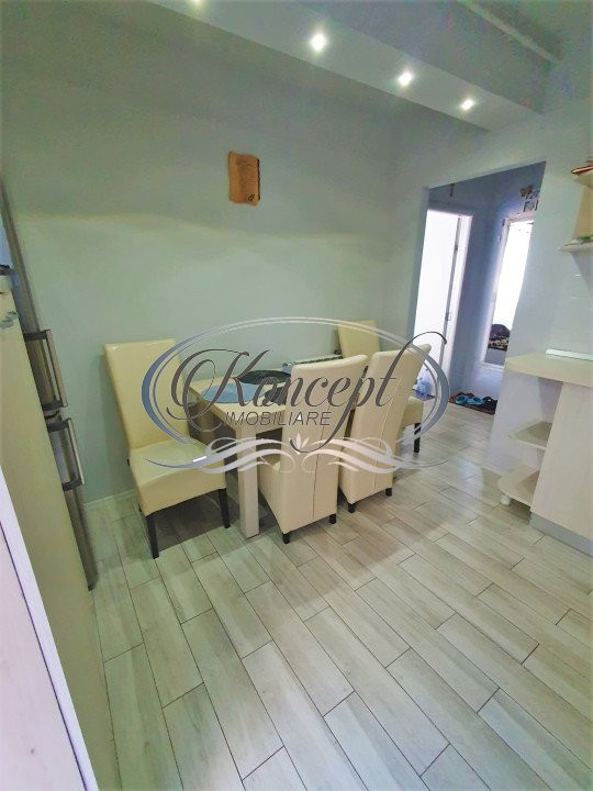 Apartament decomandat la cheie, pe strada Razoare