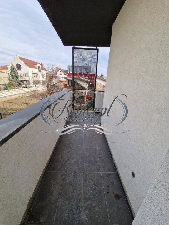 Apartament semifinisat, cu CF, Piata Abator