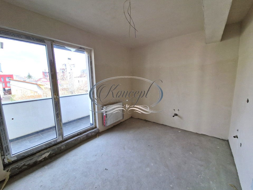 Apartament semifinisat, cu CF, Piata Abator