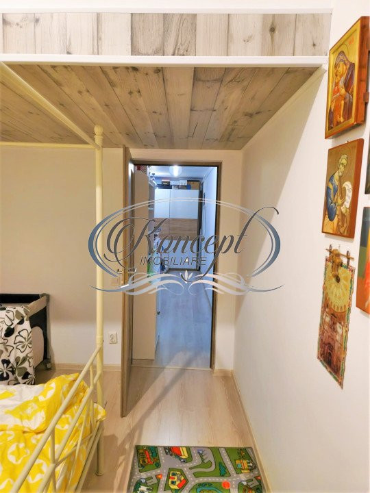 Apartament cu parcare, pe strada Florilor