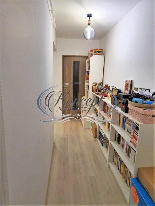 Apartament cu parcare, pe strada Florilor