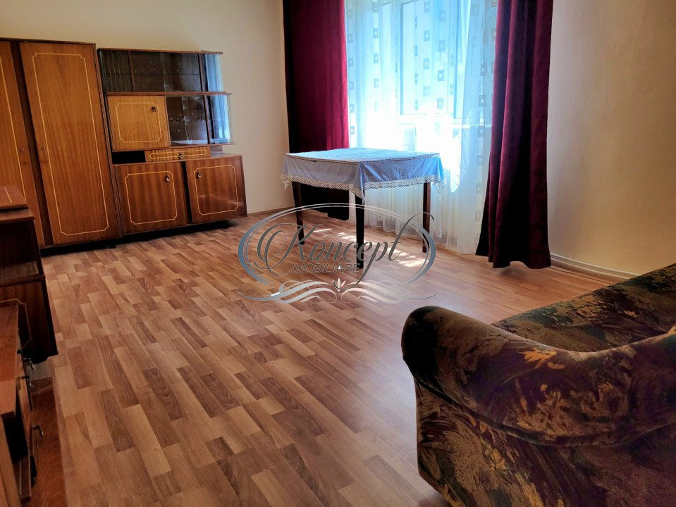 Apartament luminos, zona hotel Golden Tulip