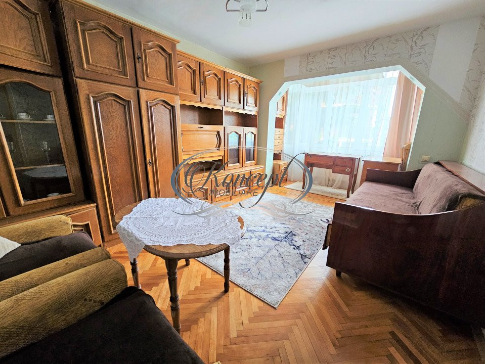 Apartament decomandat pe str. Barsei 