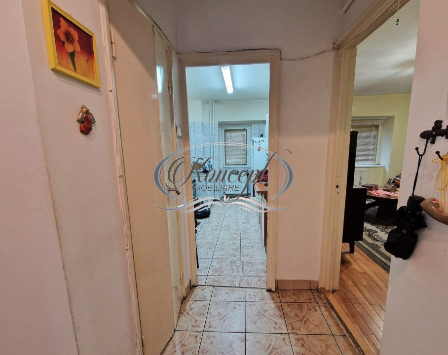 Apartament la etaj intermediar in zona Pietei Zorilor