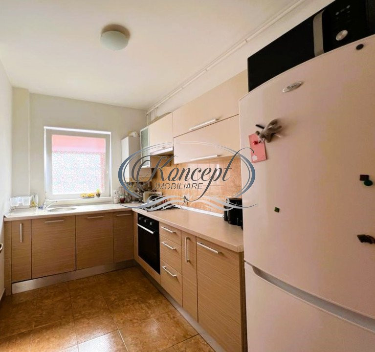 Apartament in Andrei Muresanu, zona Engels