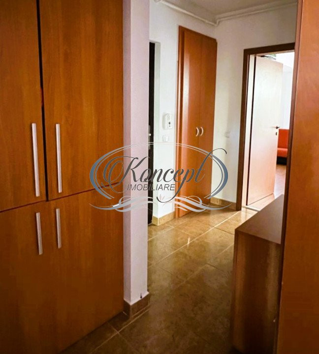 Apartament in Andrei Muresanu, zona Engels