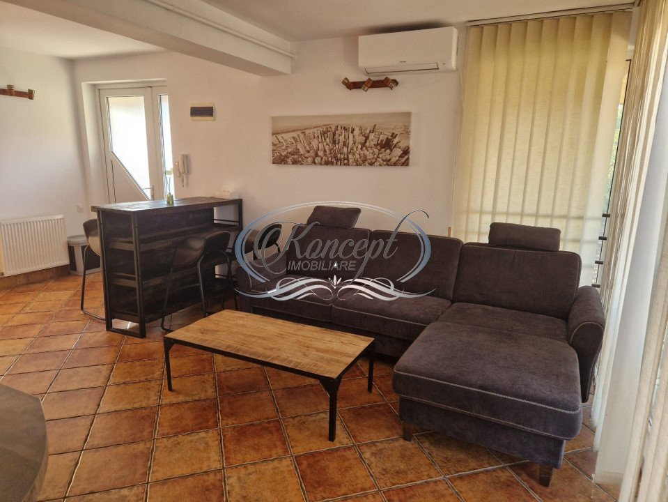 Apartament cu parcare, zona Parcului Central