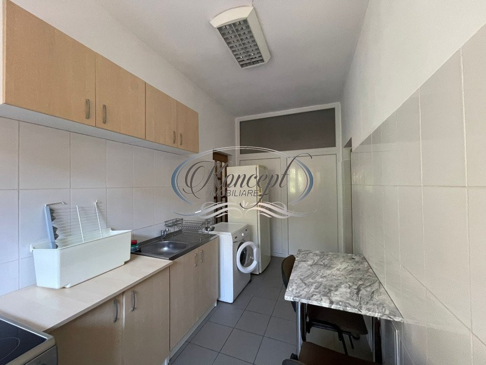 Apartament la casa, zona UMF