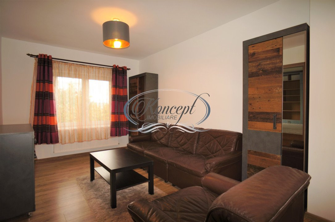 Apartament cu parcare in Piata Cipariu