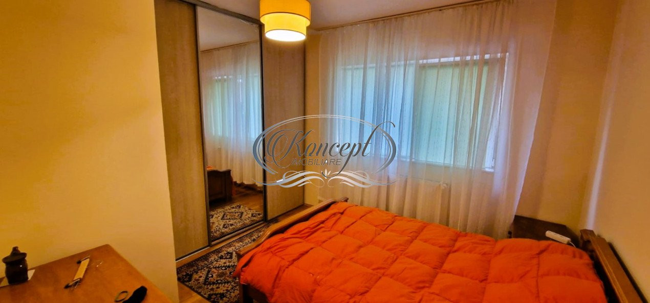 Apartament spatios in Andrei Muresanu-Sud