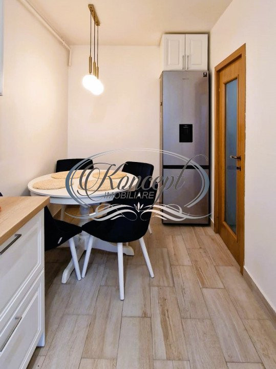 Apartament spatios in Andrei Muresanu-Sud