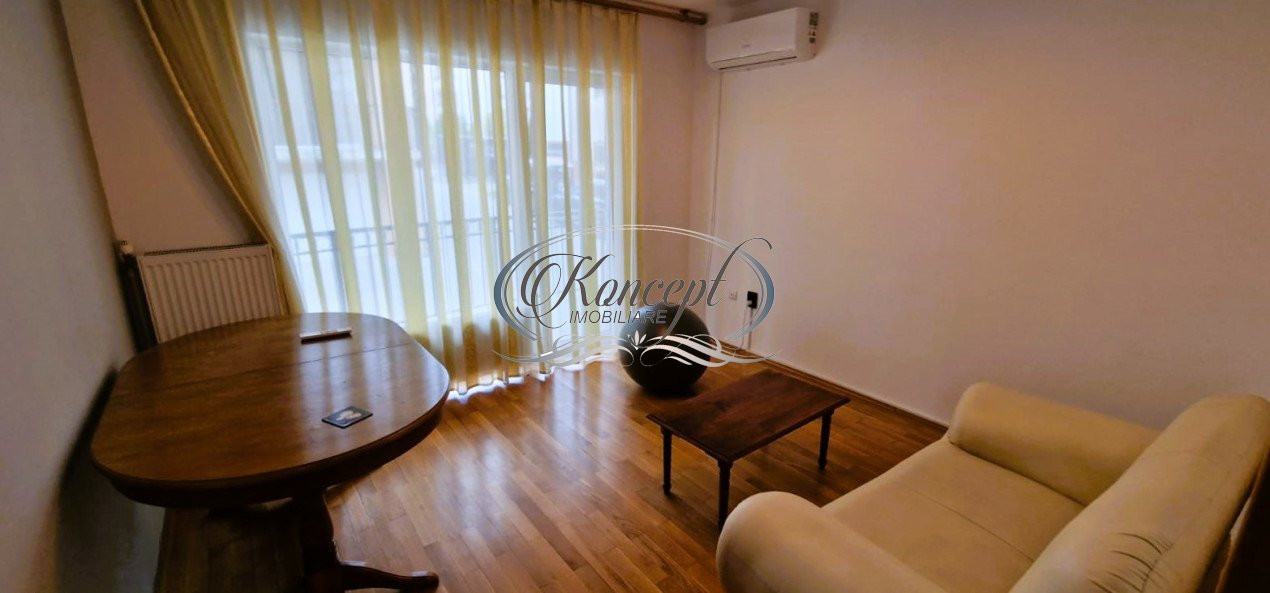 Apartament spatios in Andrei Muresanu-Sud