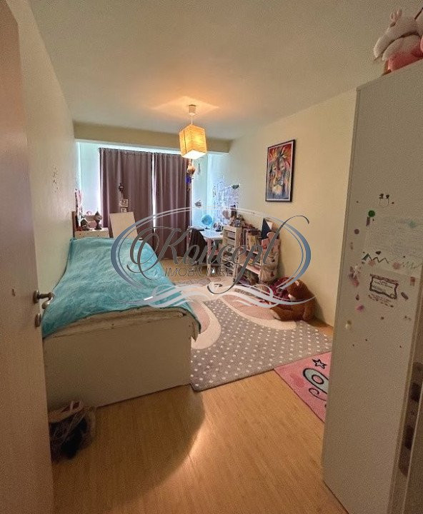 Apartament cu parcare si boxa 