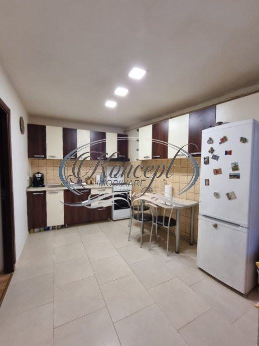 Apartament la casa, in Piata Abator