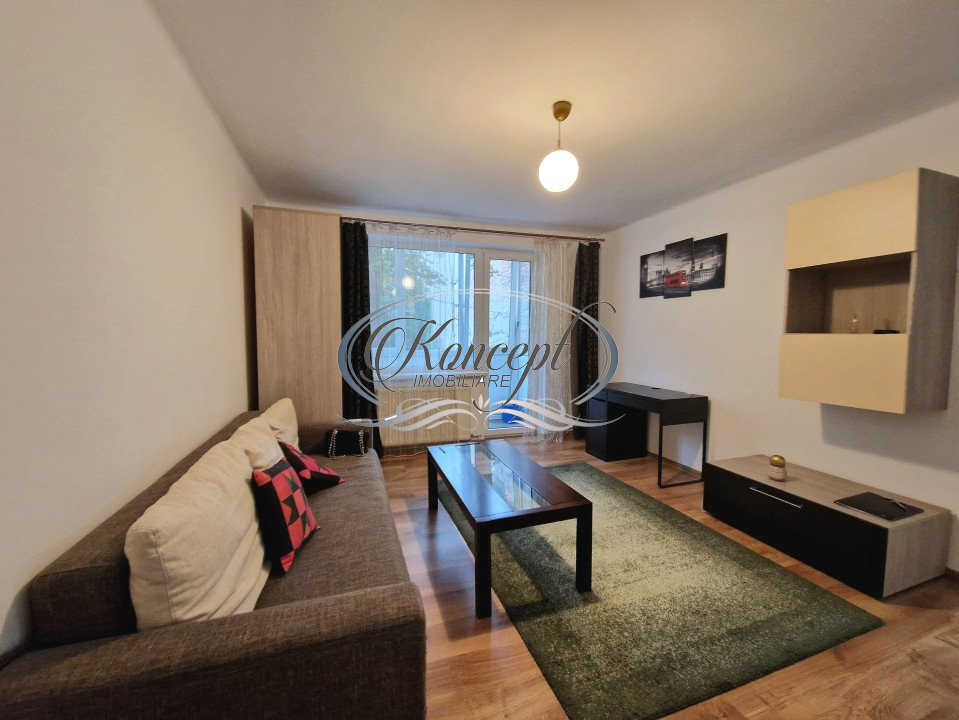 Apartament cu garaj pe strada Horea