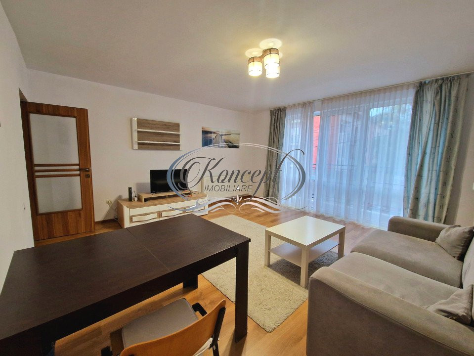 Apartament modern cu parcare, strada Fagului