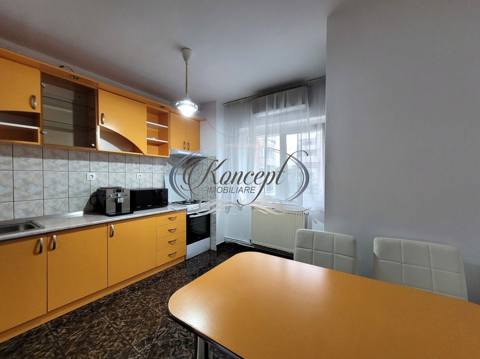 Apartament spatios in zona FSPAC