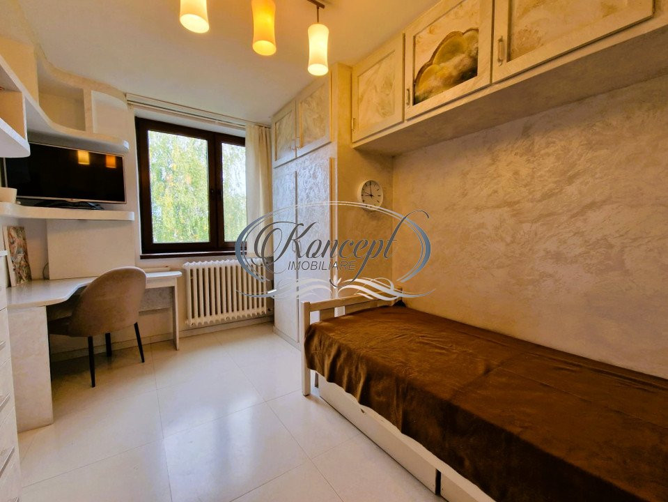 Apartament pe strada Plopilor