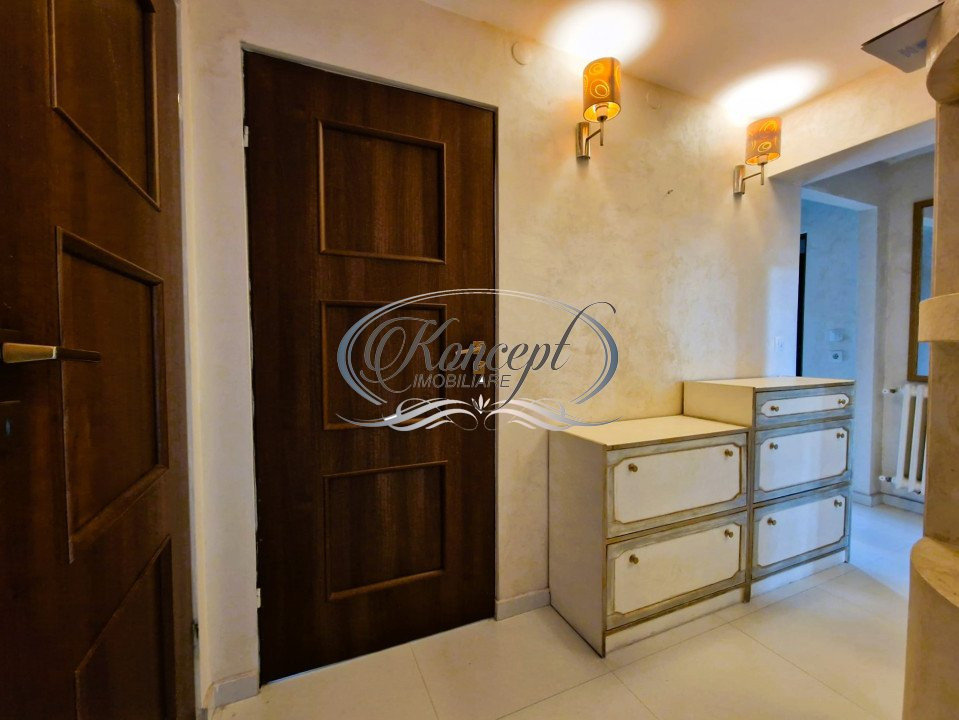 Apartament pe strada Plopilor