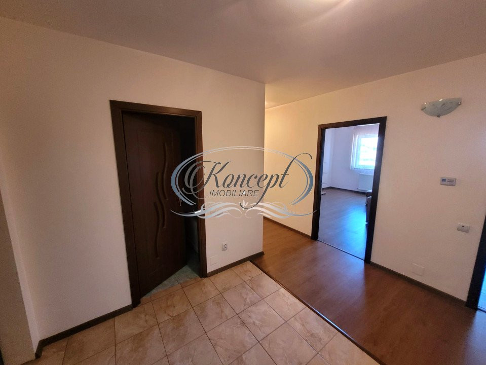 Apartament spatios in zona Vivo 