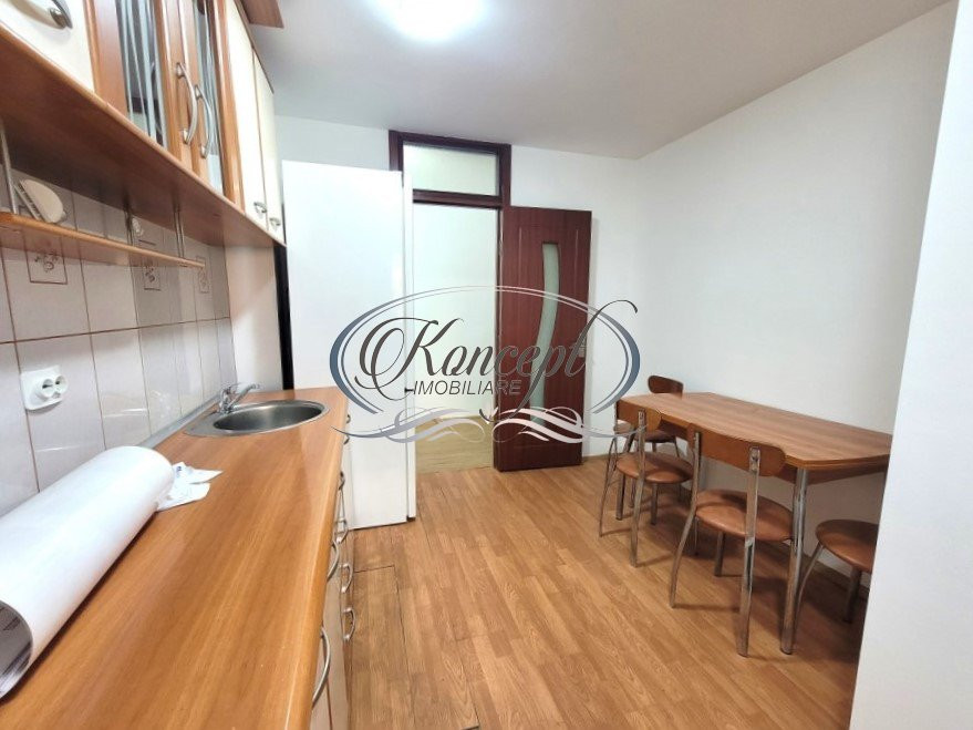 Apartament in zona UMF