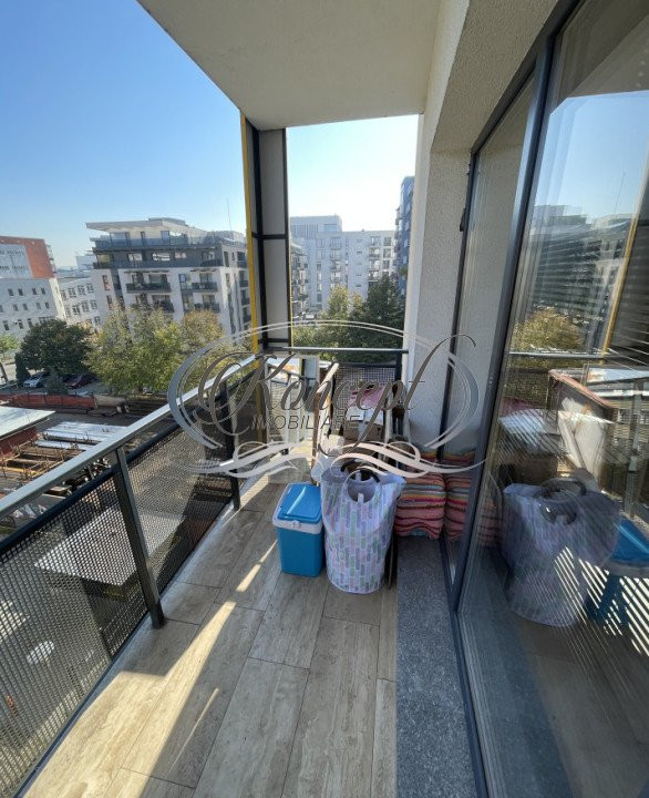 Apartament ultrafinisat, cu parcare, zona FSEGA