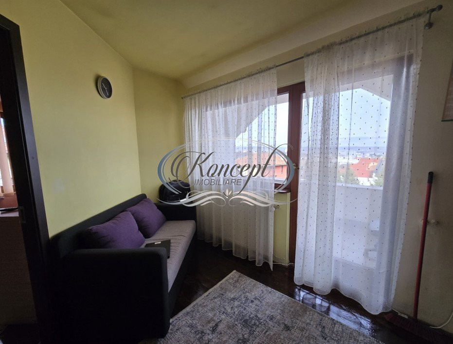 Apartament la vila cu parcare, zona UMF