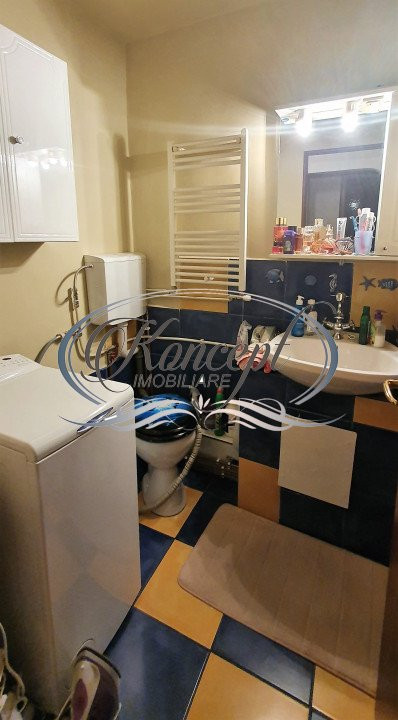 Apartament modern cu parcare, pe strada Tasnad