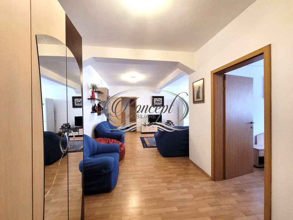 Apartament la etaj intermediar, zona Golden Tulip 