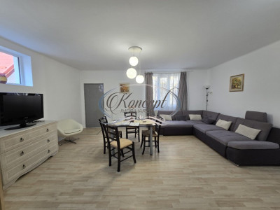 Apartament in vila, zona Pietei 14 Iulie