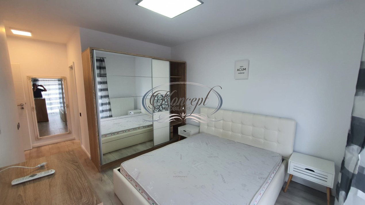 Apartament cu 3 camere si loc de parcare