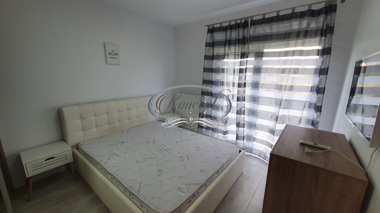 Apartament cu 3 camere si loc de parcare