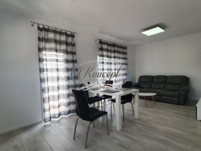 Apartament cu 3 camere si loc de parcare